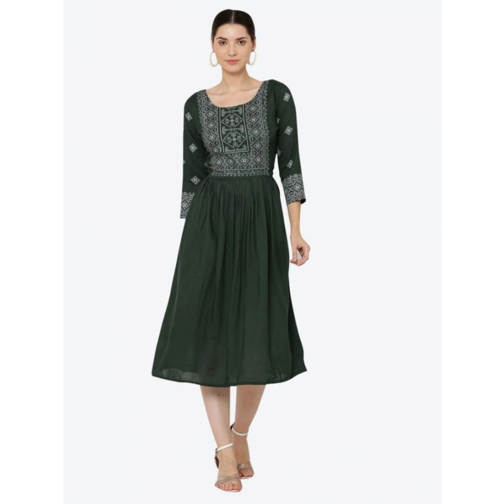 Women's Casual Rayon 3-4th Sleeves Kurti (Green)